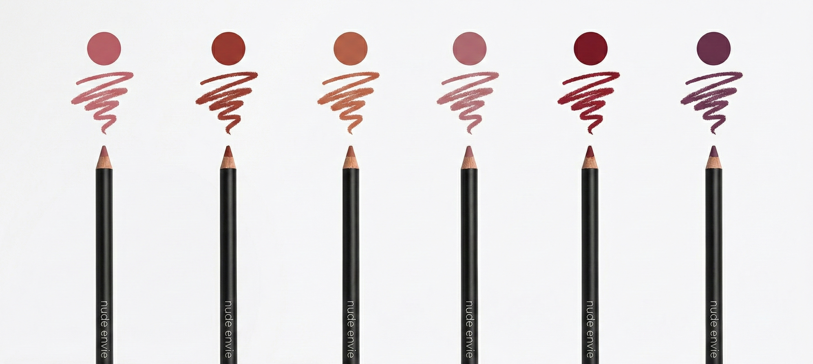 The Perfect Lip Liner: 5 Picks & Pro Tips
