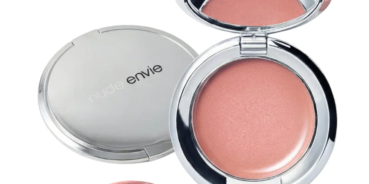Nude Envie Nail Lacquer Top Coat for a glossy at-home manicure