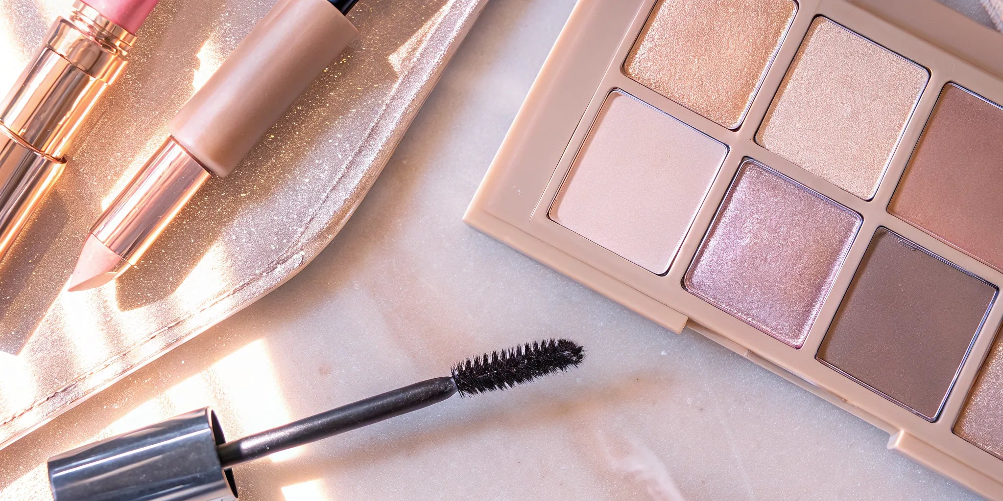 Coordinated nude cosmetics for a ten-minute everyday makeup look