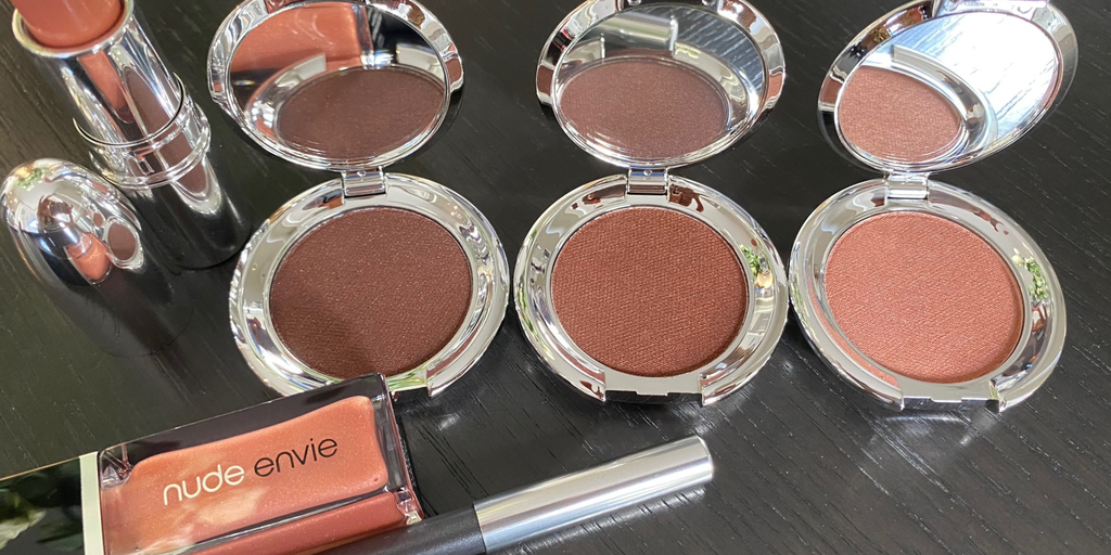 Best Eyeshadow for Fair Skin: A Guide to Undertones