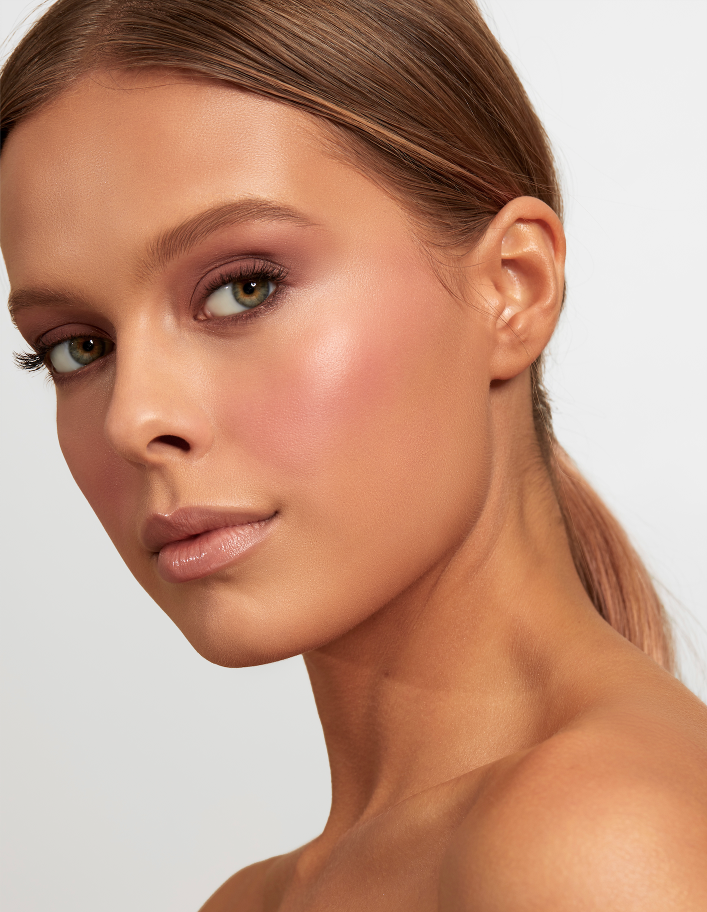 How to Perfect Your Eye Shadow Routine