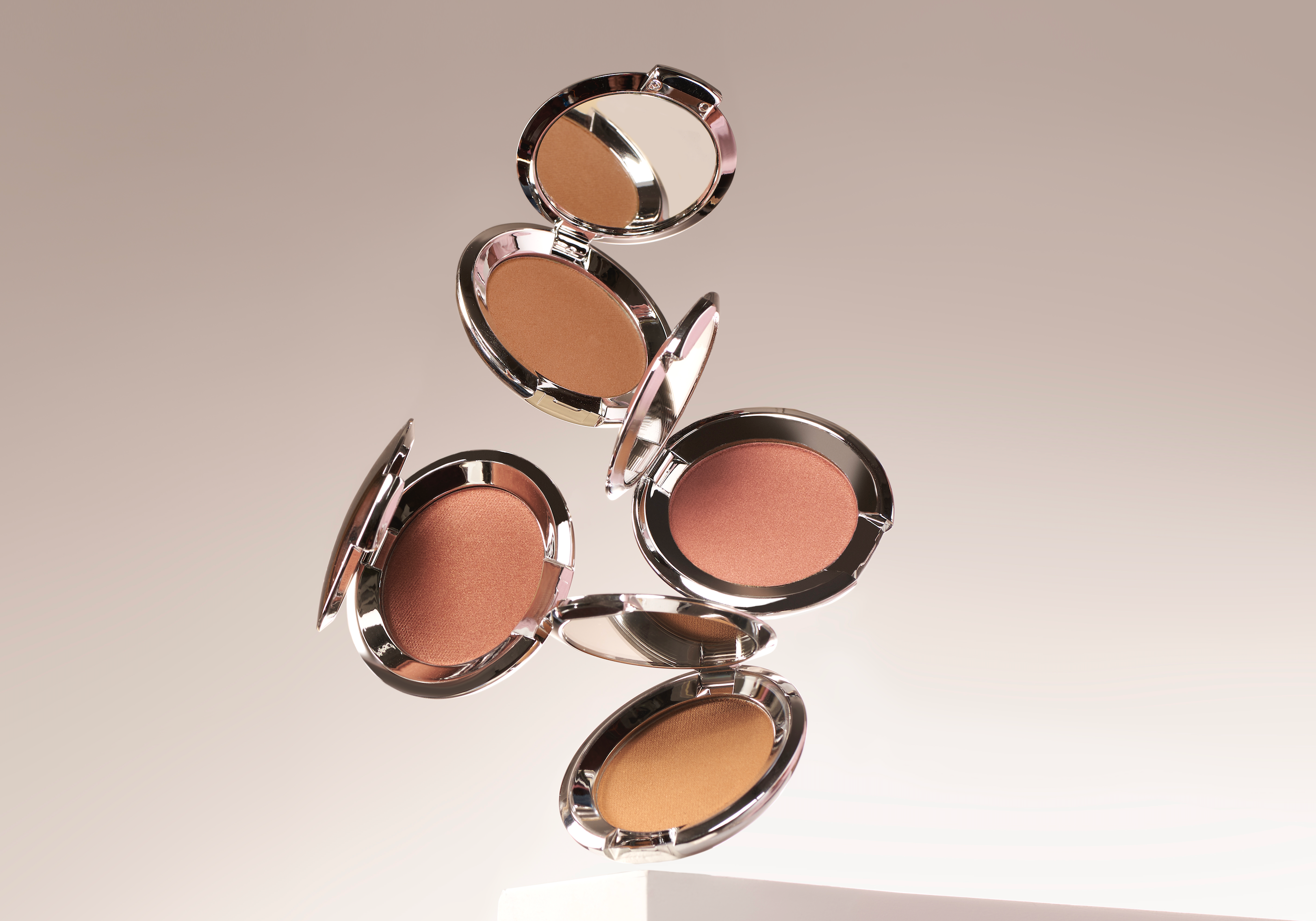 The 9 Best Powder Highlighters for Fair Skin